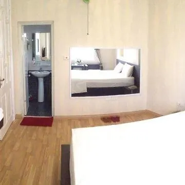 Green Villa Guesthouse